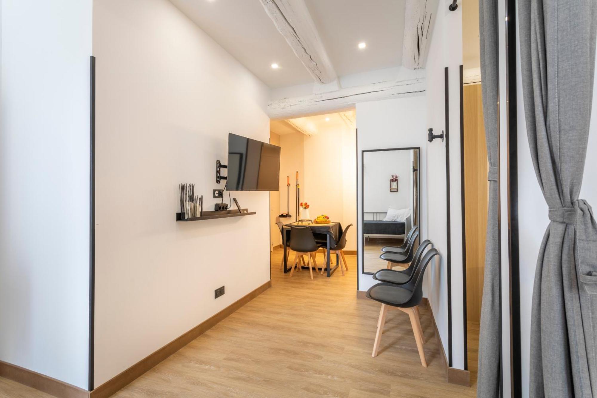 Adira Marseille Panier 2 Etoiles Apartment Exterior photo